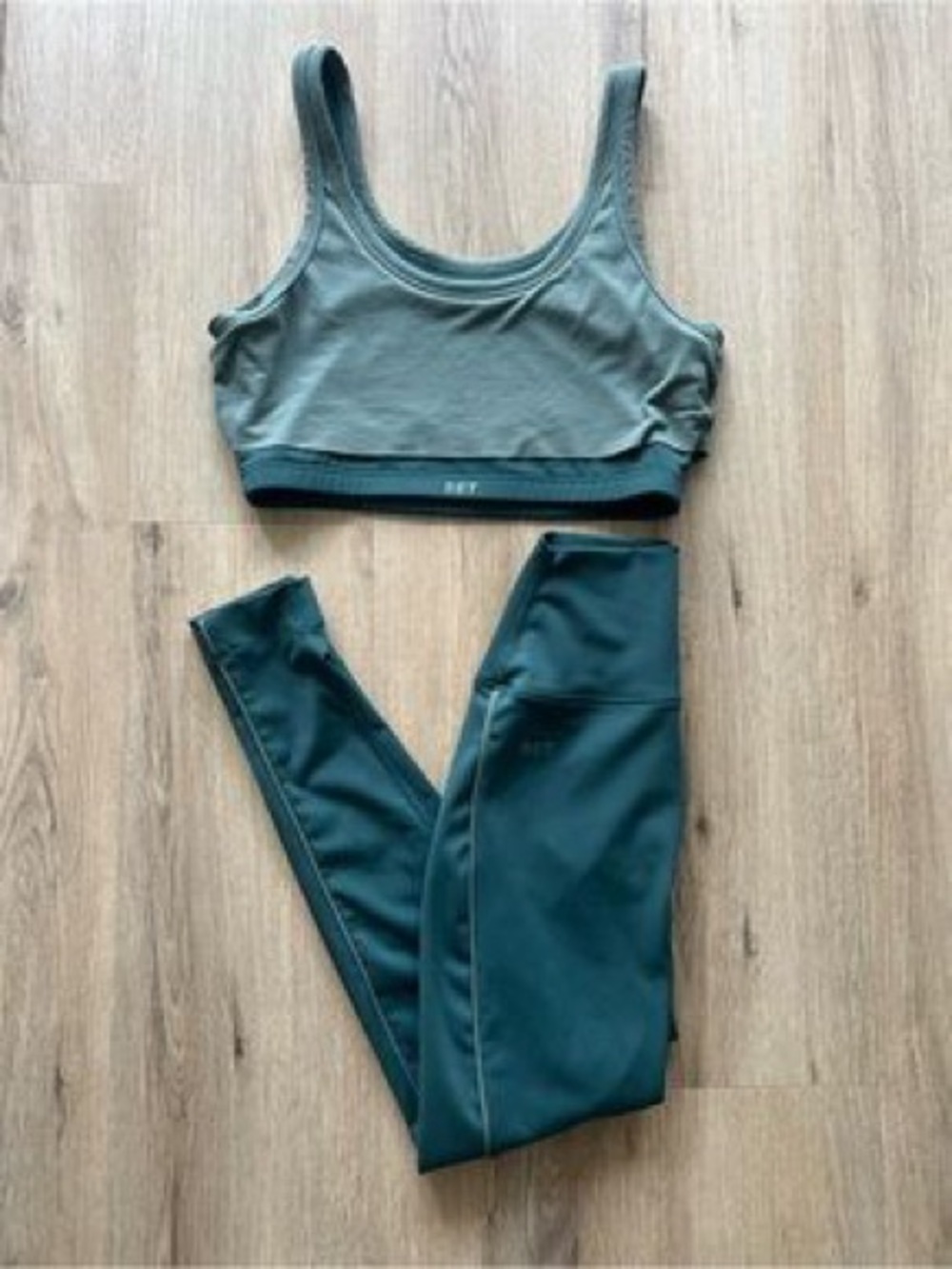 SET Active Teal Sports Bra XS and Leggings S